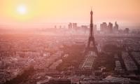 Solopgang over Paris - med Eiffeltårnet